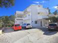 Parking lot Slatine, Čiovo, Parking lot 4871 - Apartments near sea with pebble beach.