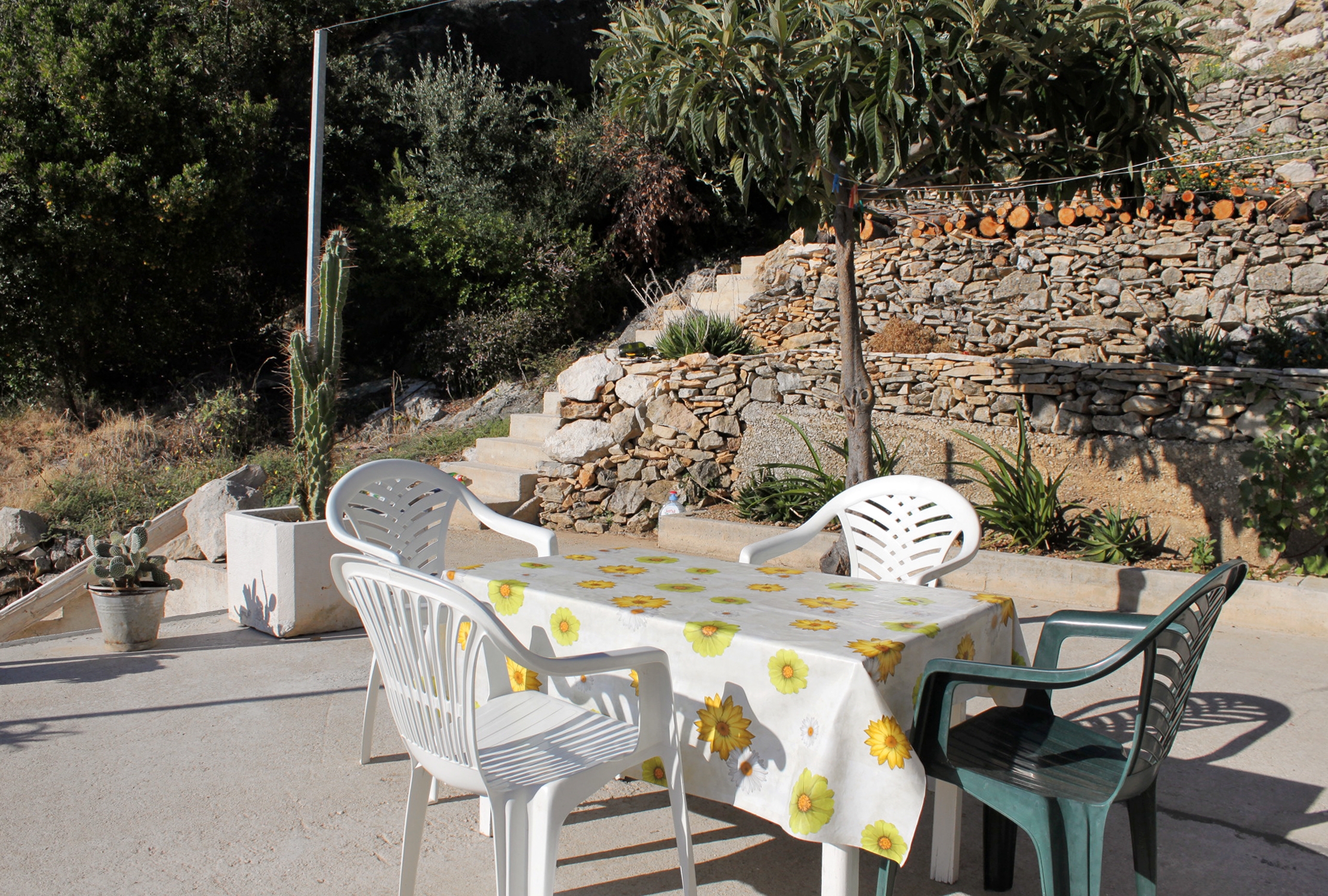 Two bedroom apartment near beach Cove Torac, Hvar  A-a