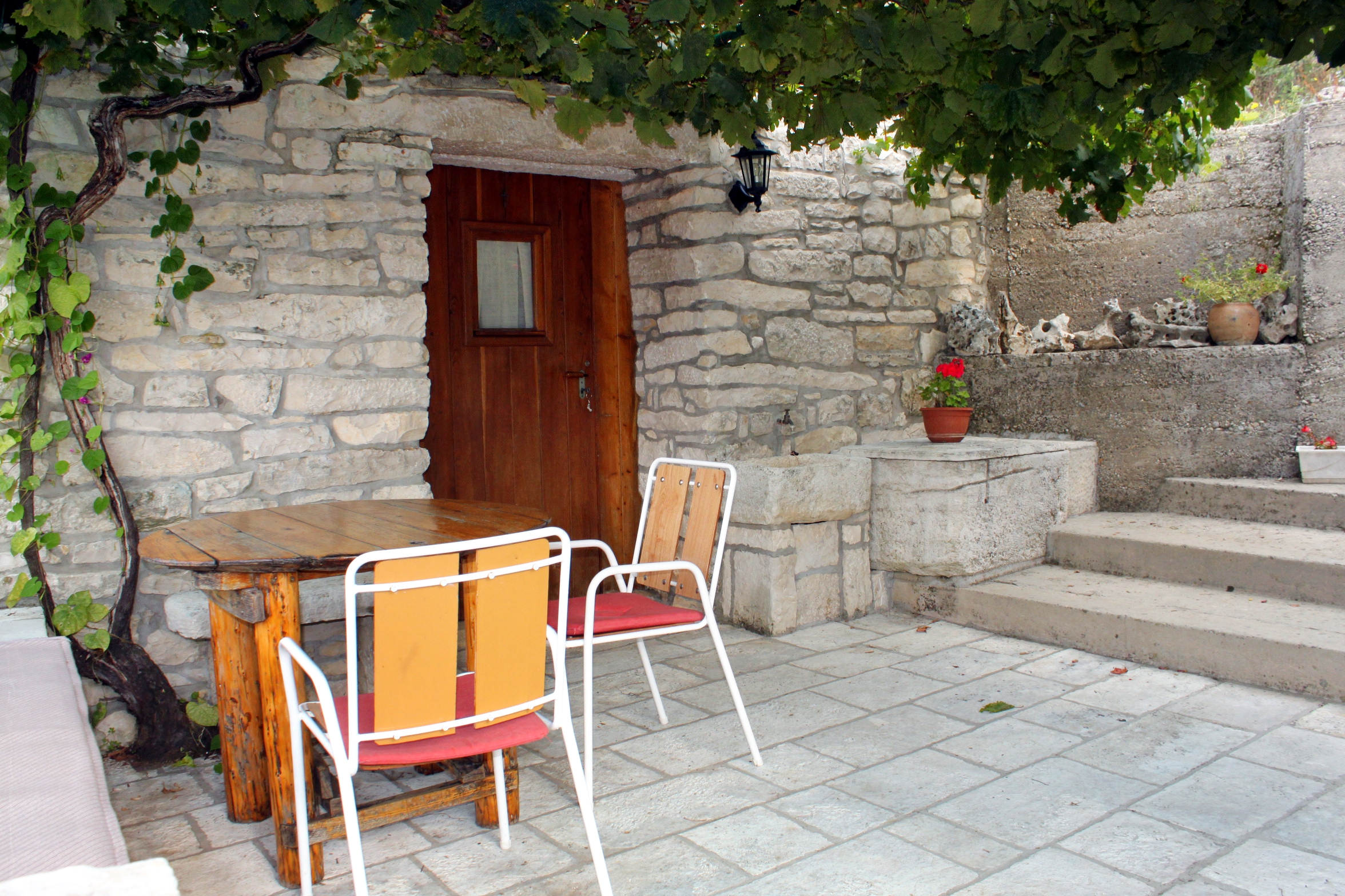 One bedroom house with terrace Žrnovo, Korčula (K-4876) One bedroom house with terrace Žrnovo, Korčula (K-4876)