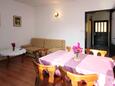 Dining room Seget Vranjica, Dining room in the apartment, WiFi.