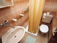Ванная комната 2 Drvenik Gornja vala, Ванная комната 2 в размещении типа apartment, Домашние животные допускаются и WiFi.