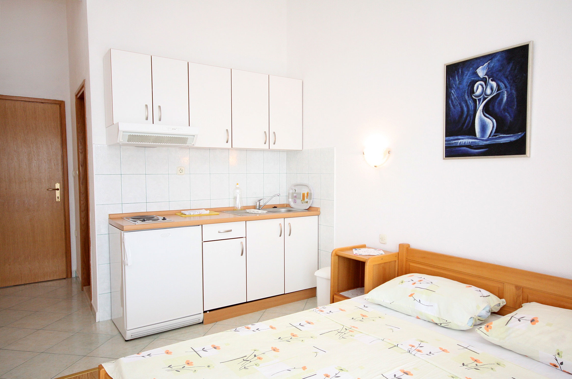 Studio flat with balcony and sea view Drvenik Gornja vala, Makarska (AS-4890-c)