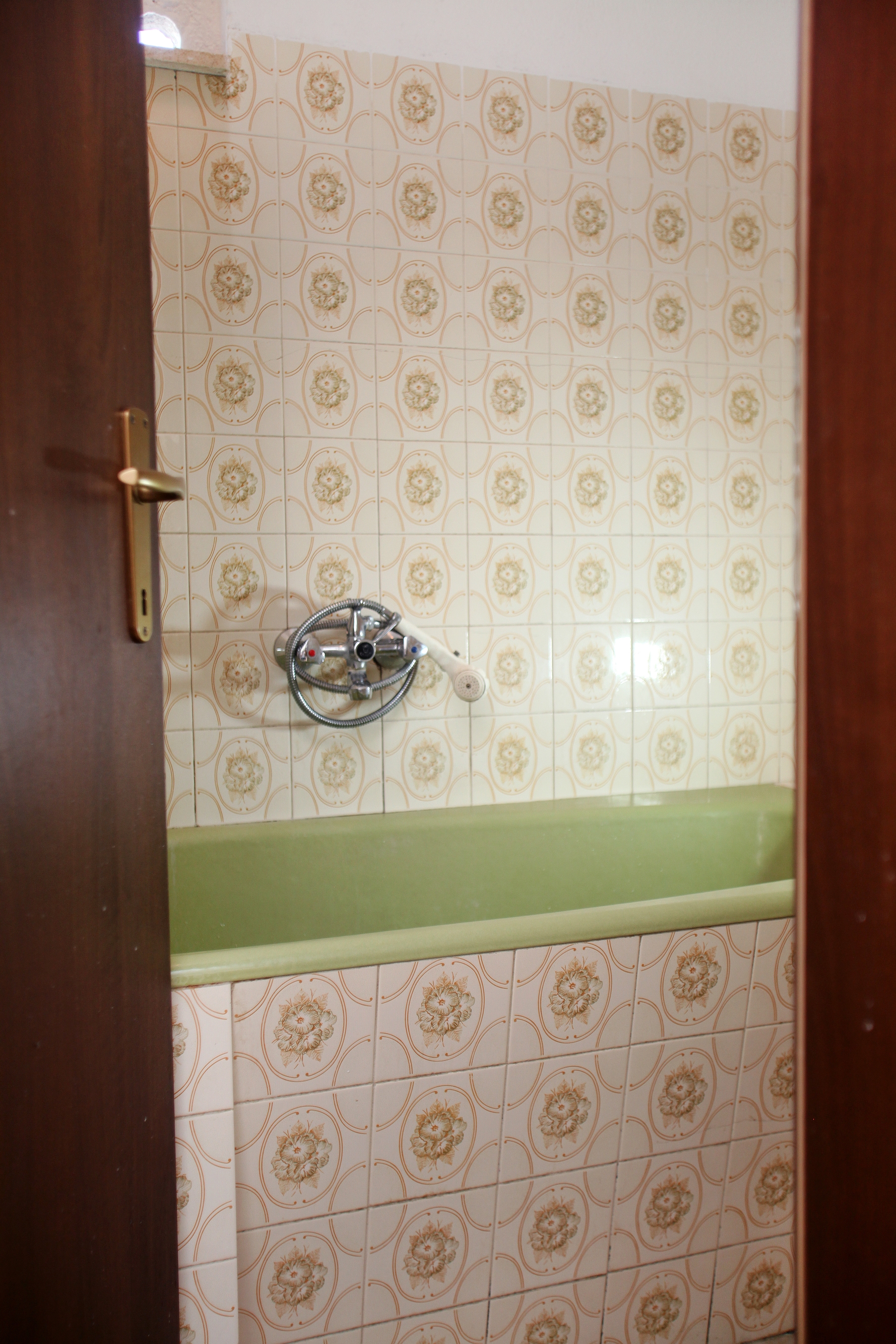 Three bedroom apartment near beach Vinišće, Trogir  A-b