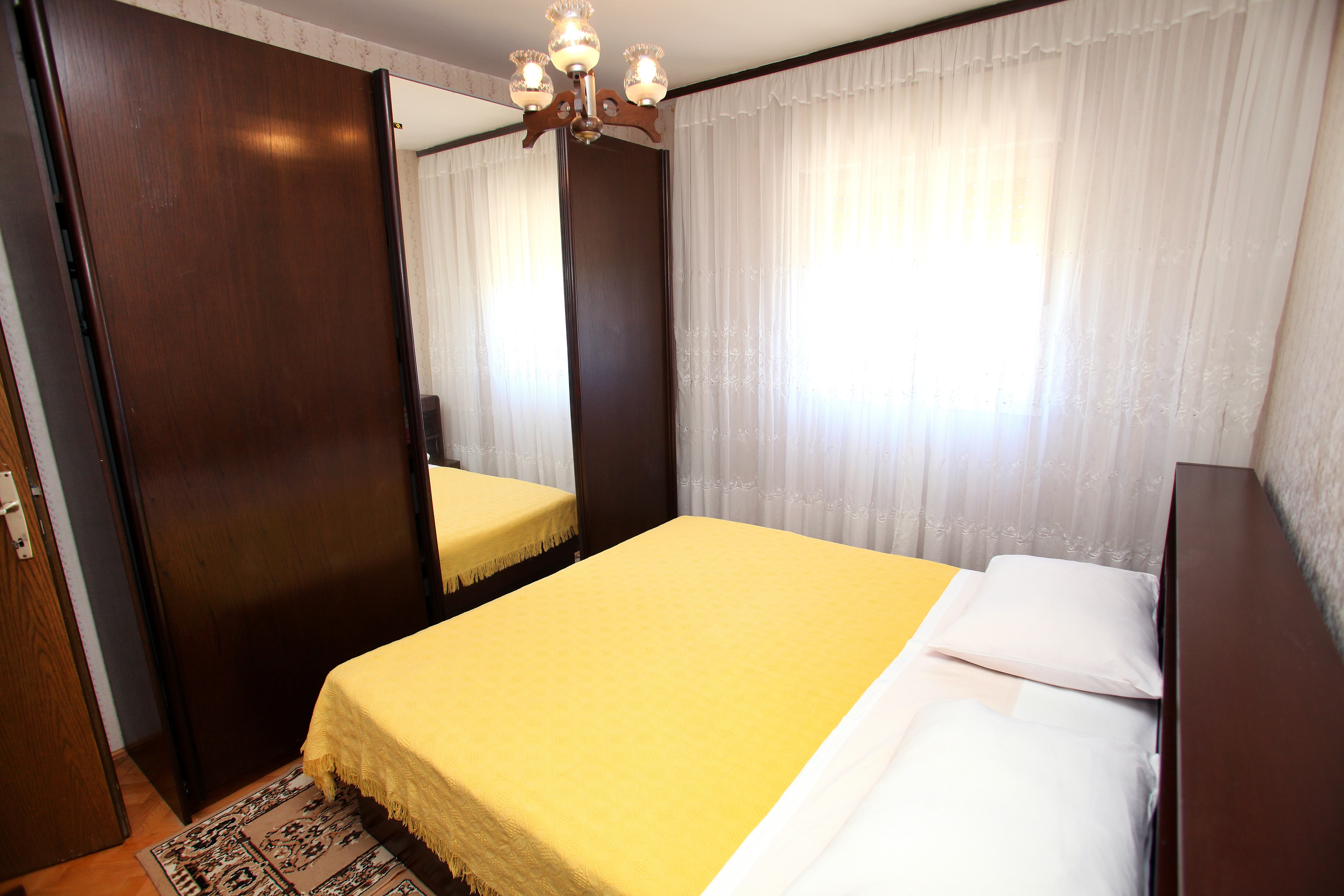 Three bedroom apartment near beach Vinišće, Trogir  A-b