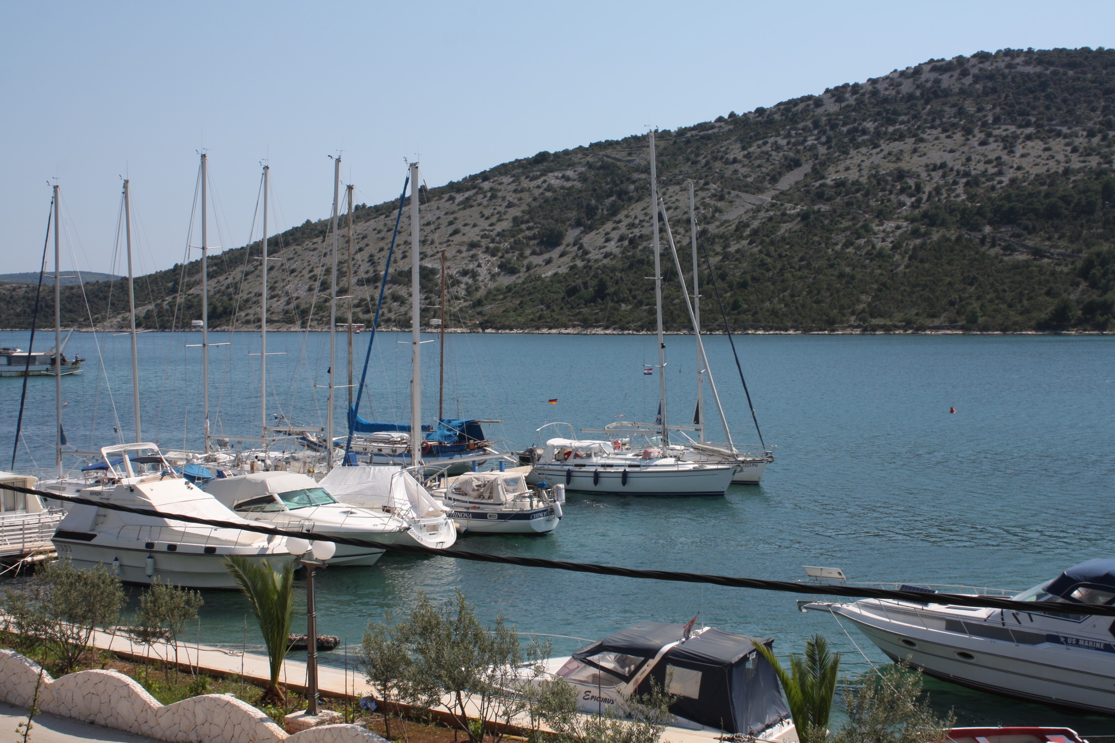 Three bedroom apartment near beach Vinišće, Trogir  A-b