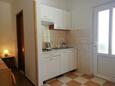 Saplunara, Kitchen in the studio-apartment, WiFi.