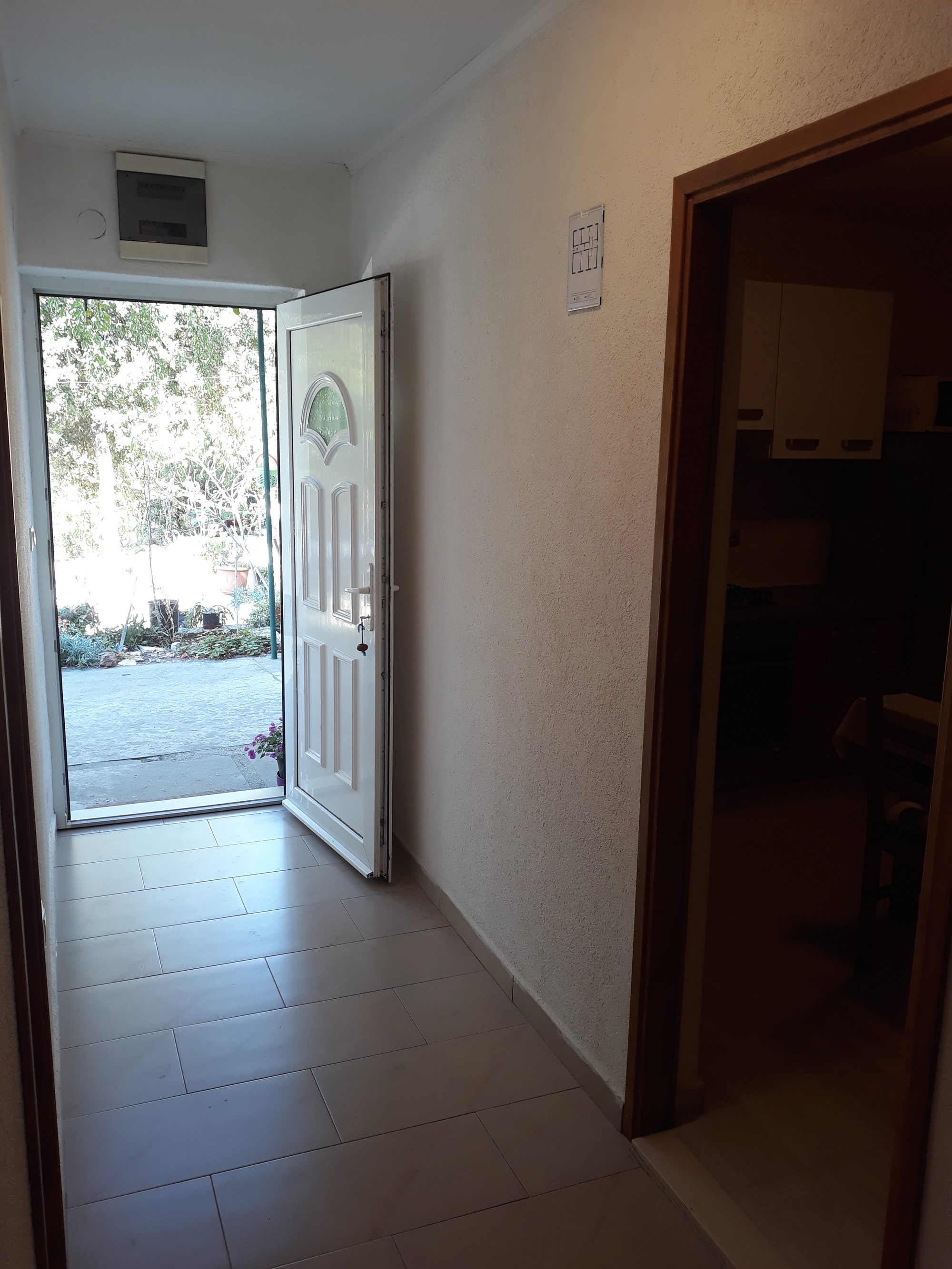 Two bedroom apartment with terrace Cove Blaca, Mljet  A-a