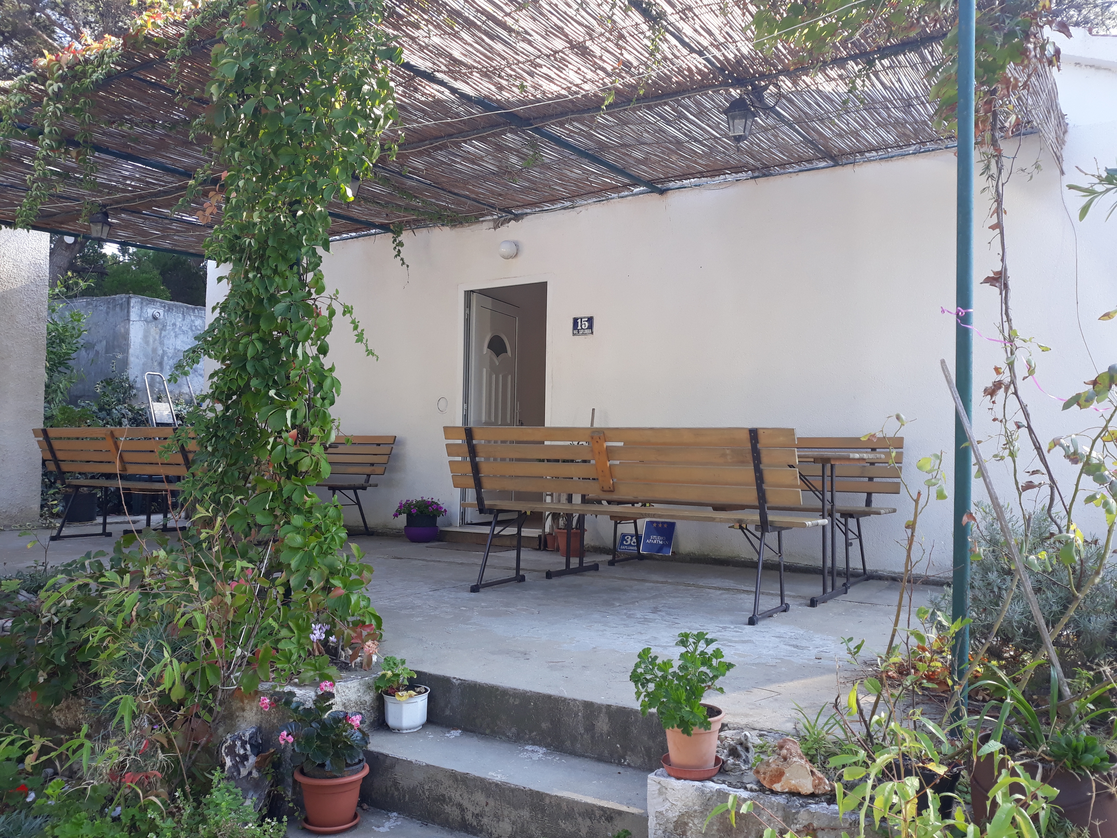 Two bedroom apartment with terrace Cove Blaca, Mljet  A-a