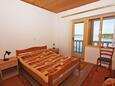 Bedroom Pomena, Bedroom in the room.