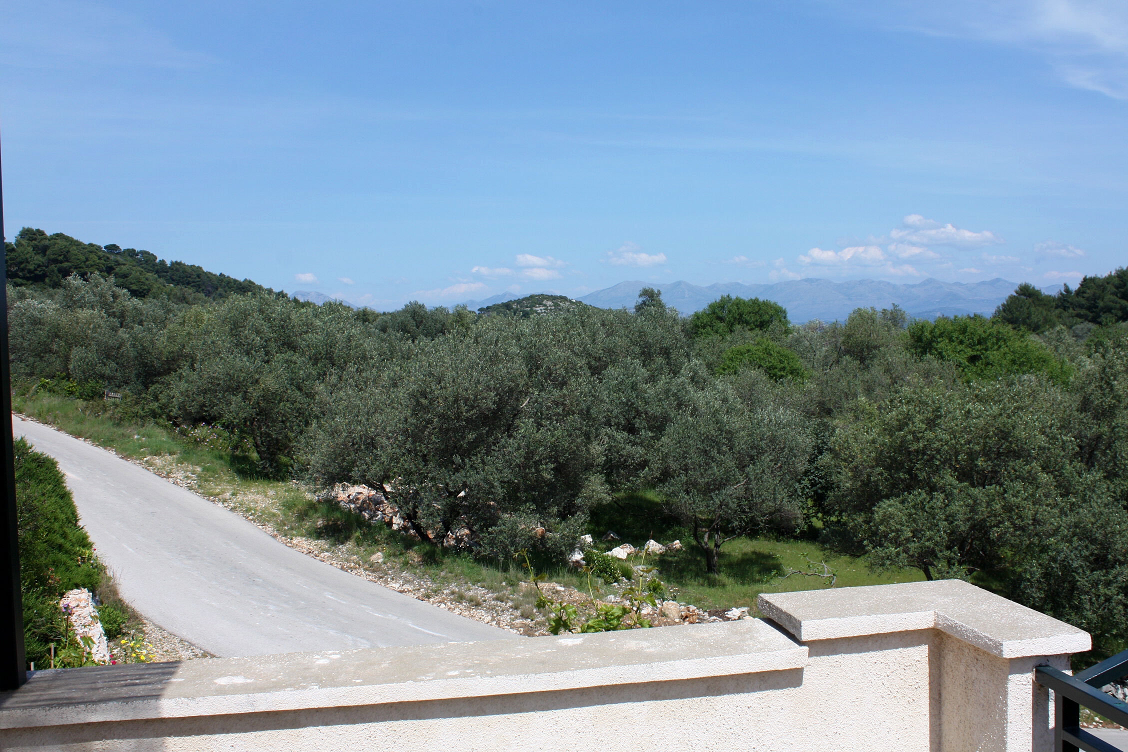 One bedroom apartment with terrace Cove Saplunara, Mljet  A-b