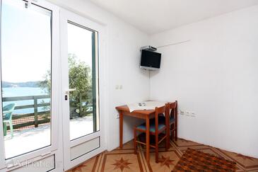 Dining room Babine Kuće, Dining room in the studio-apartment, dopusteni kucni ljubimci i WIFI.
