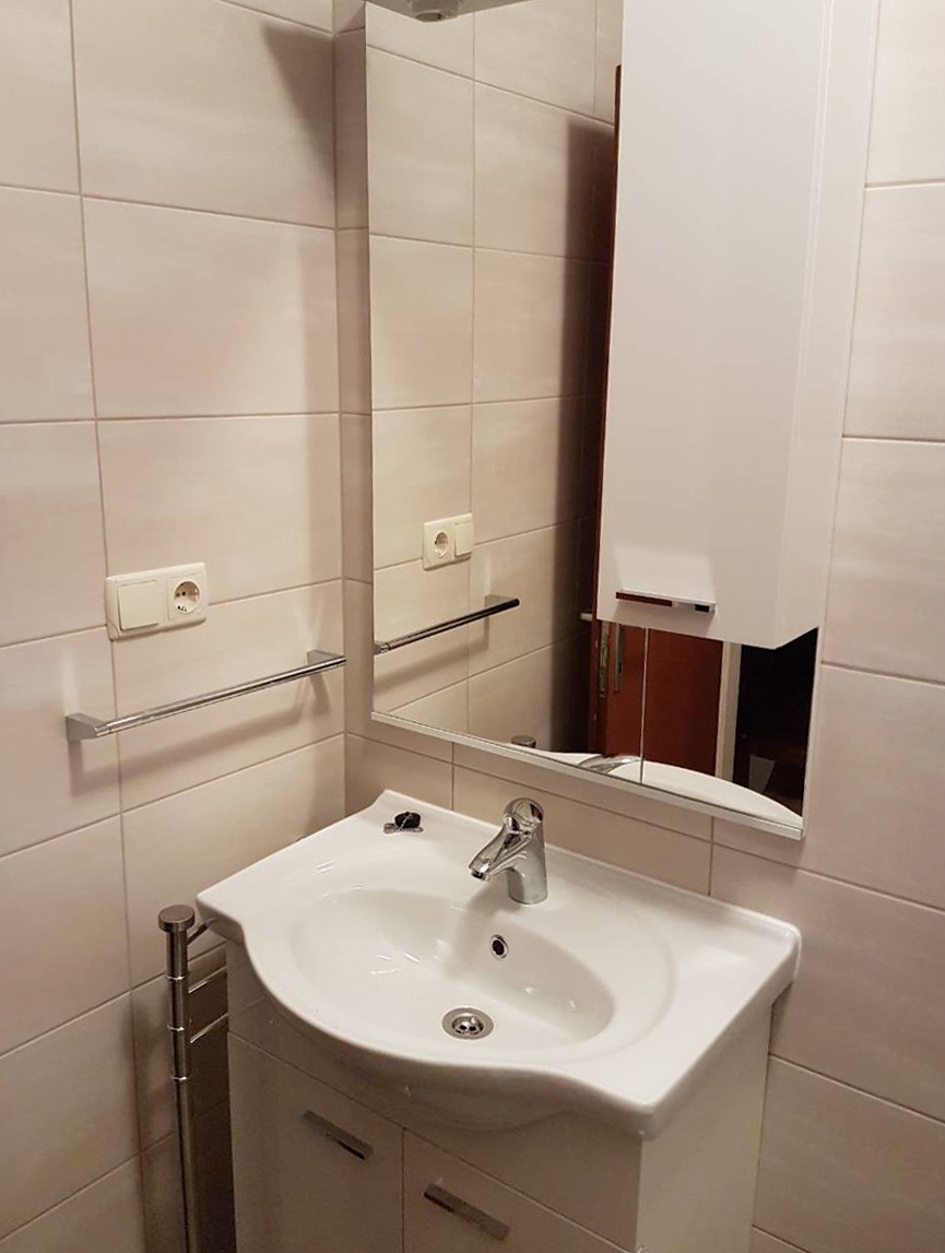 Two bedroom apartment with terrace Barbat, Rab  A-a