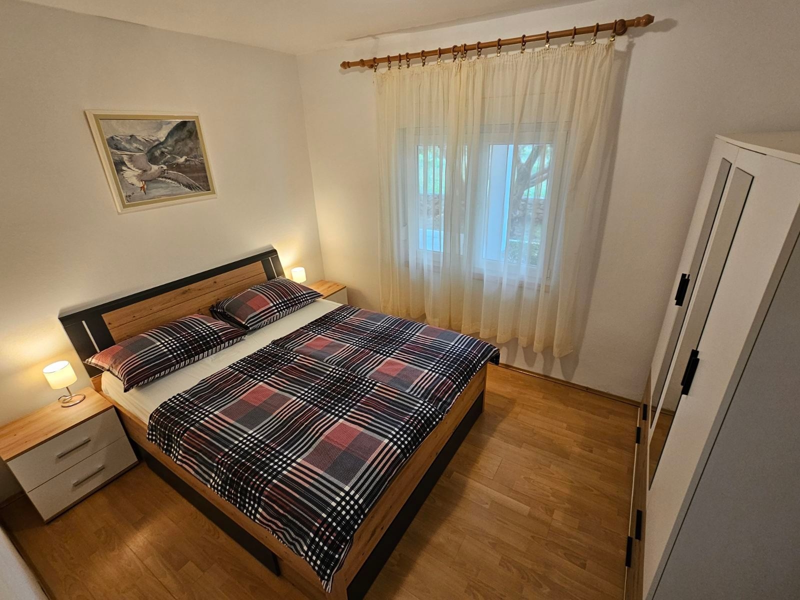 Two bedroom apartment with terrace Barbat, Rab  A-a