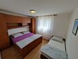 Bedroom 2 Barbat, Bedroom 2 in the apartment, WiFi.