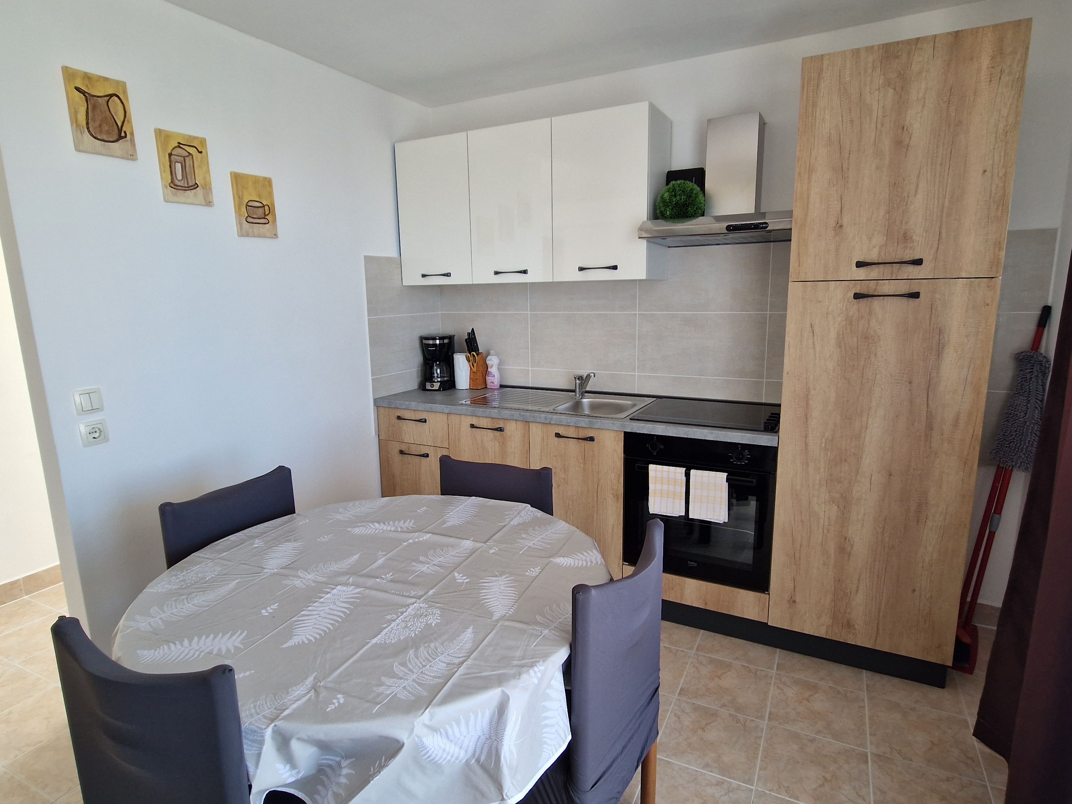 Top Rab Barbat Top Rab Barbat