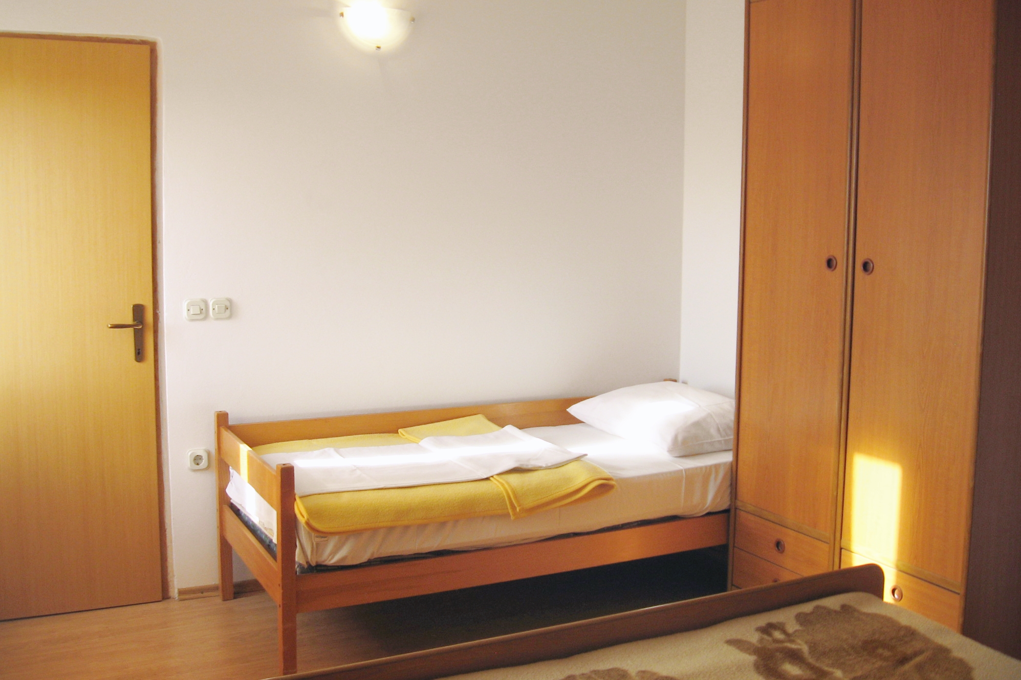 Top Rab Barbat Top Rab Barbat