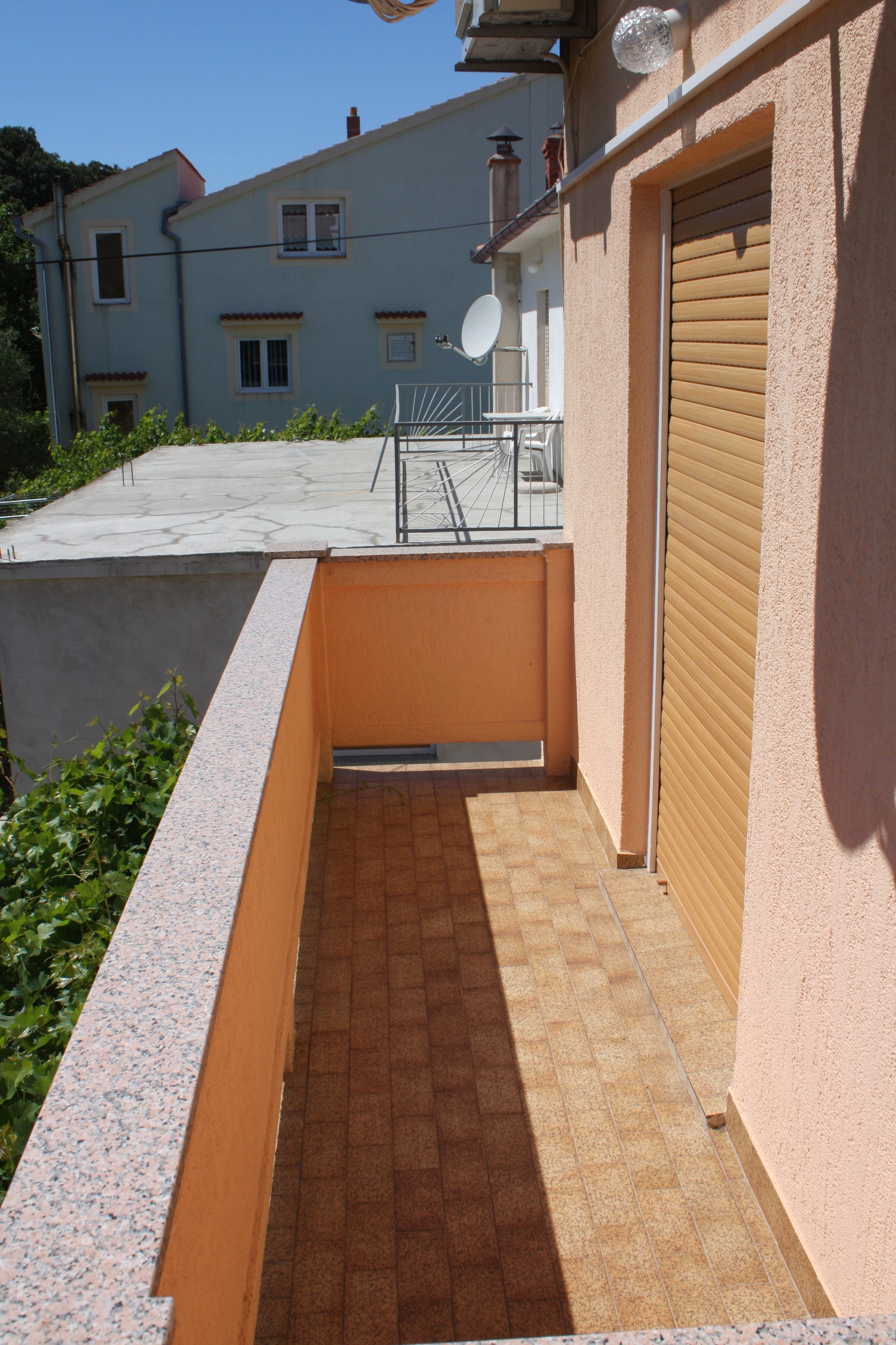 Two bedroom apartment with balcony Supetarska Draga - Donja, Rab  A-a