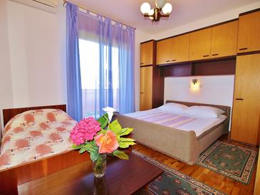 Chambre Supetarska Draga - Donja, Chambre dans l’hébergement en type room, dostupna klima, dopusteni kucni ljubimci i WIFI.