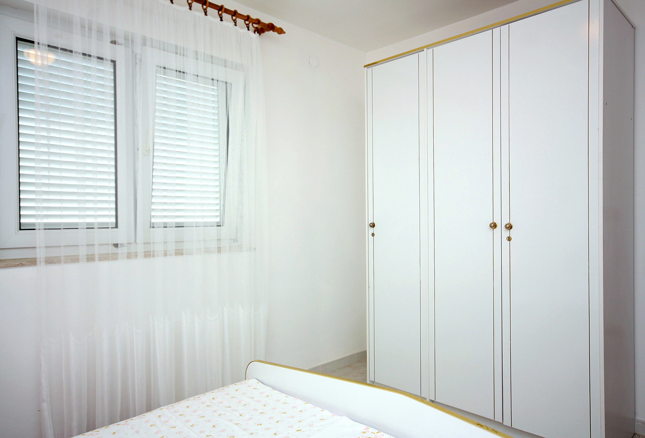 Top Rab Barbat Top Rab Barbat