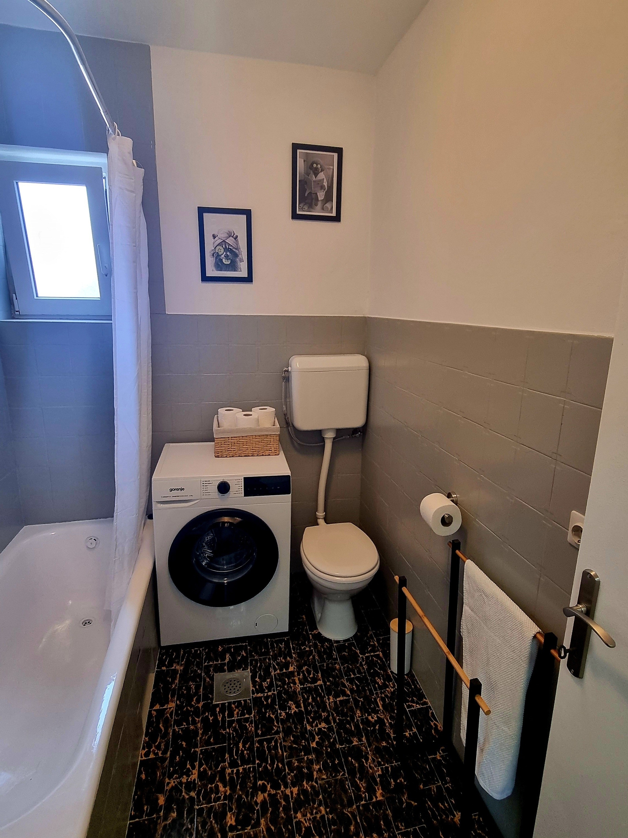 Three bedroom apartment with terrace and sea view Supetarska Draga - Donja, Rab  A-a