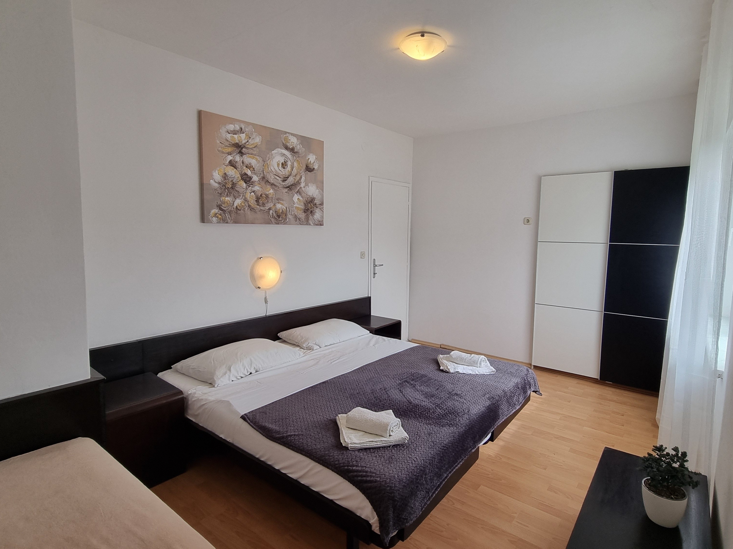 Three bedroom apartment with terrace and sea view Supetarska Draga - Donja, Rab  A-a