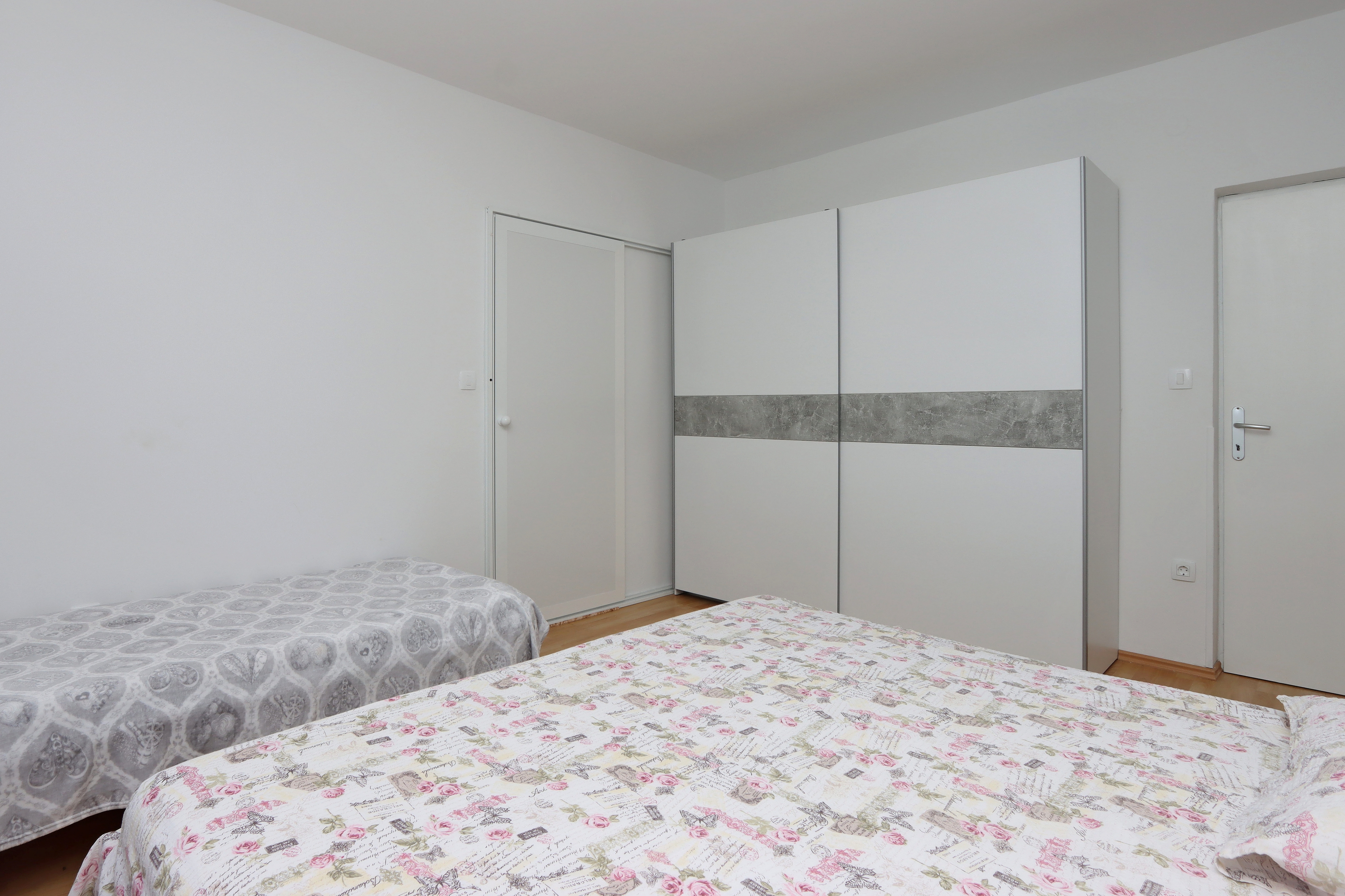Three bedroom apartment with terrace and sea view Supetarska Draga - Donja, Rab  A-a