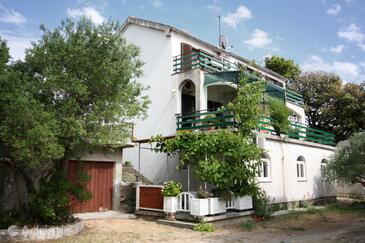 Property Banjol, Rab, Property 4968 - Apartments near sea with sandy beach.
