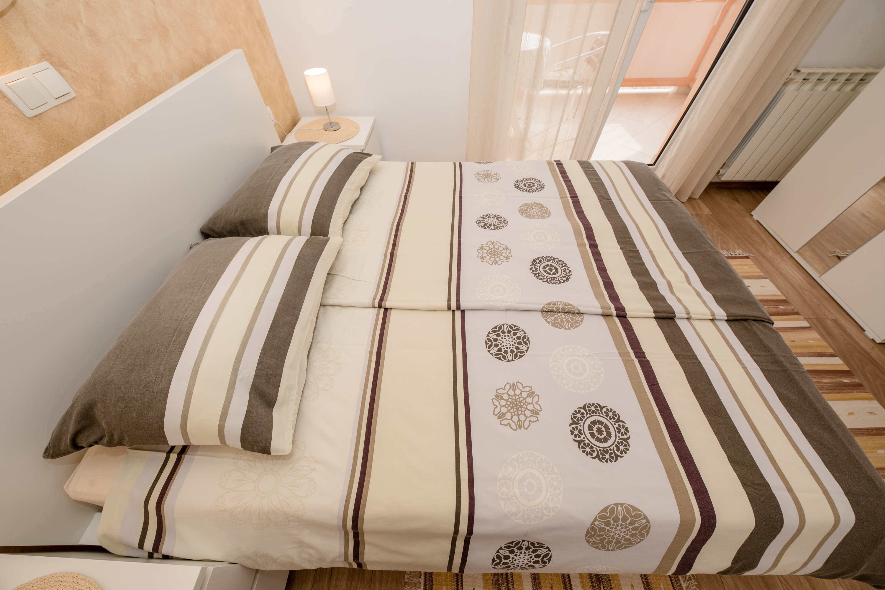 Two bedroom apartment with terrace Palit, Rab  A-b