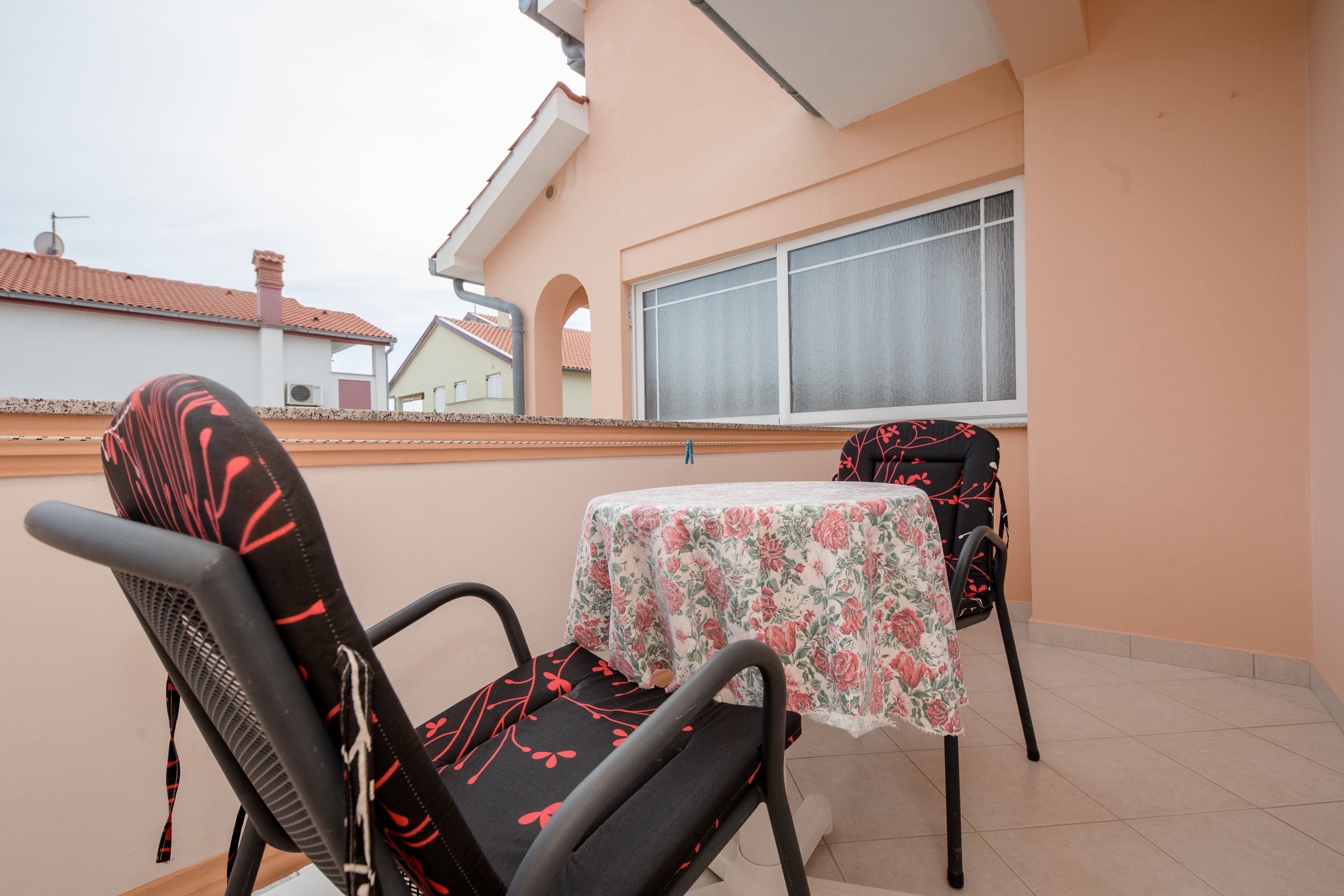 Two bedroom apartment with terrace Palit, Rab  A-c