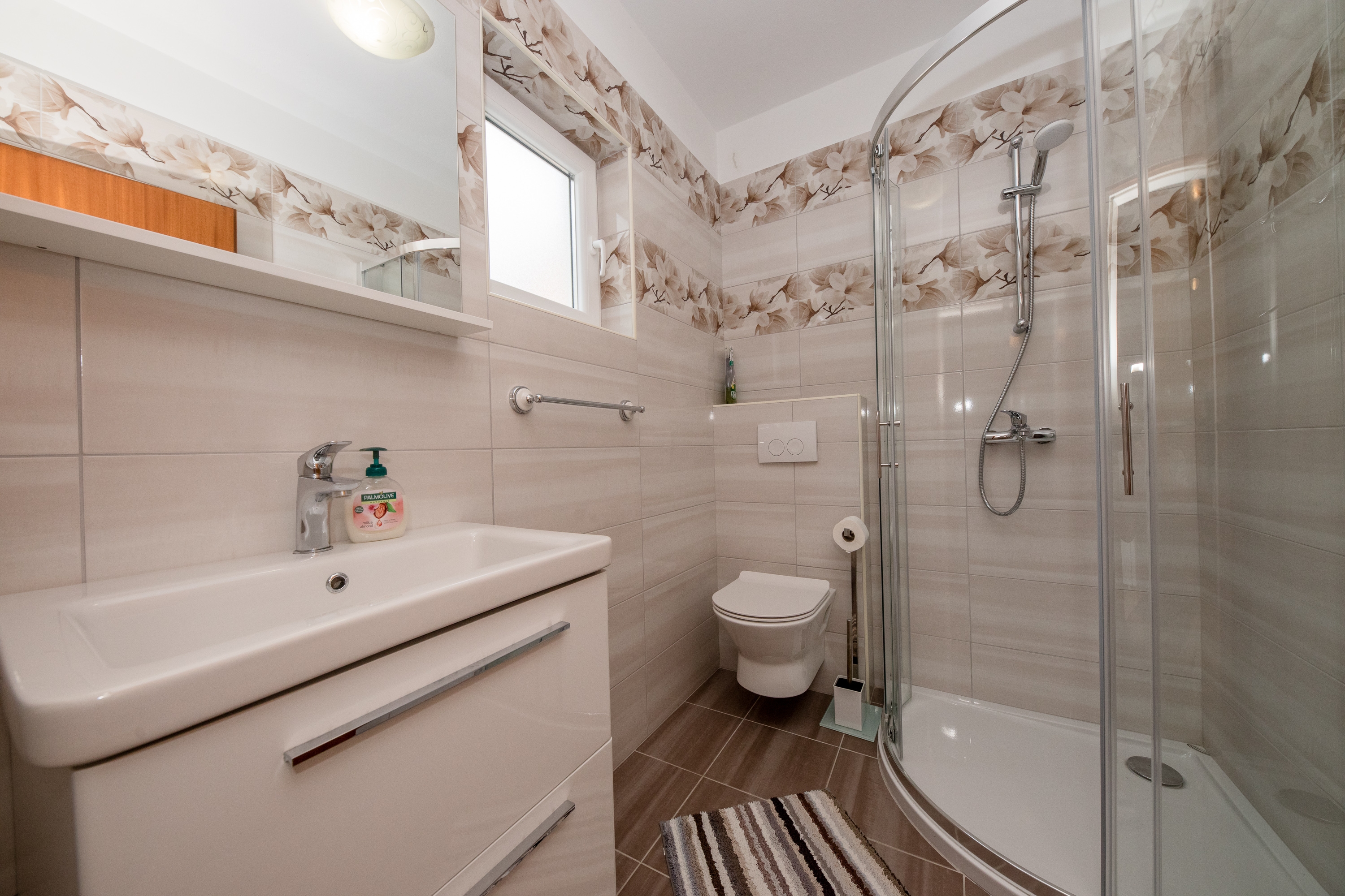 Two bedroom apartment with terrace Palit, Rab  A-c