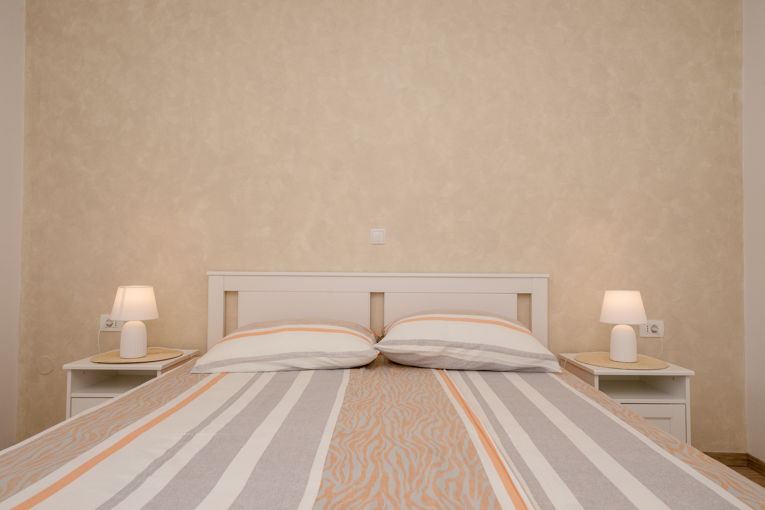 Two bedroom apartment with terrace Palit, Rab  A-c