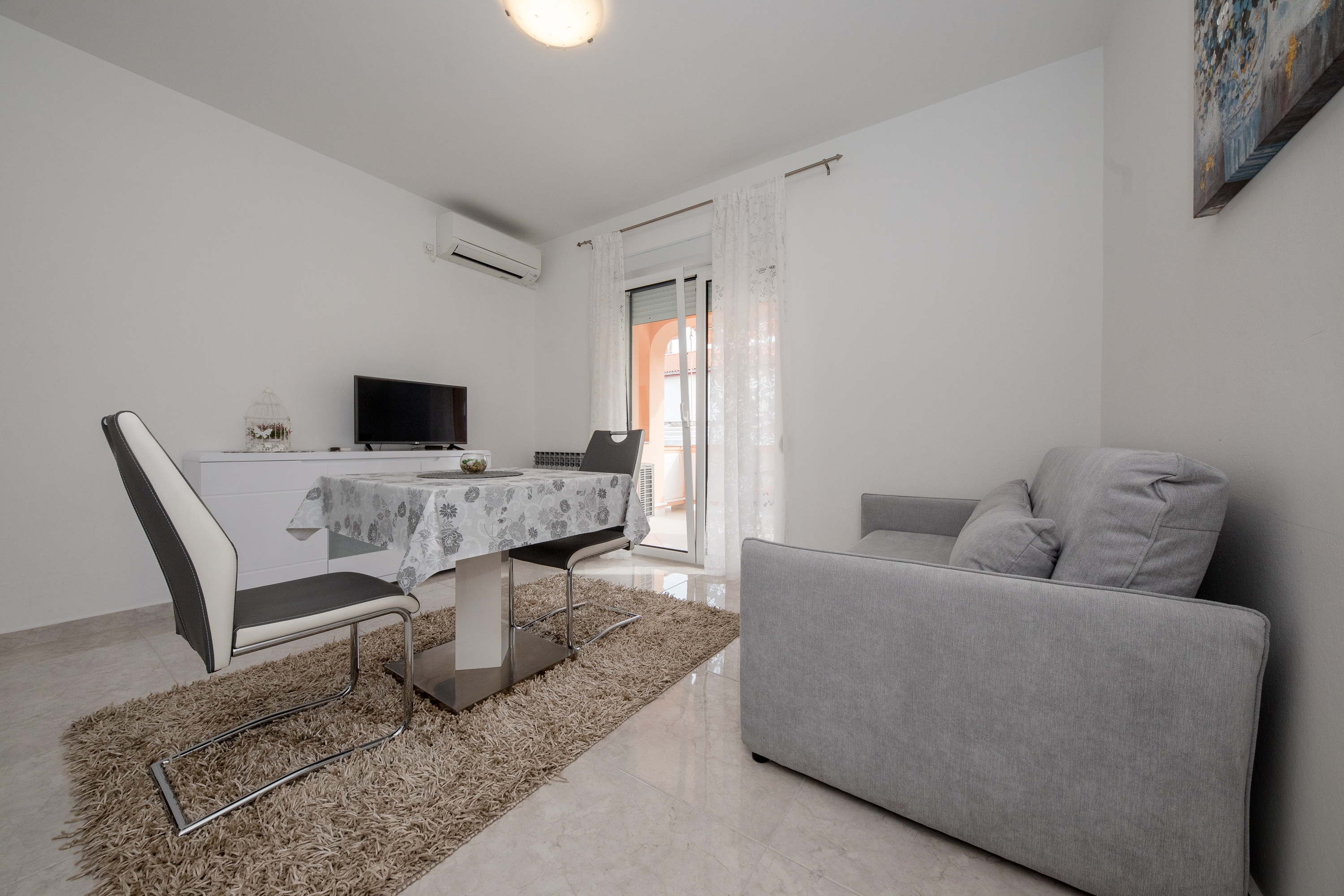 One bedroom apartment with terrace Palit, Rab (A-4970-d)