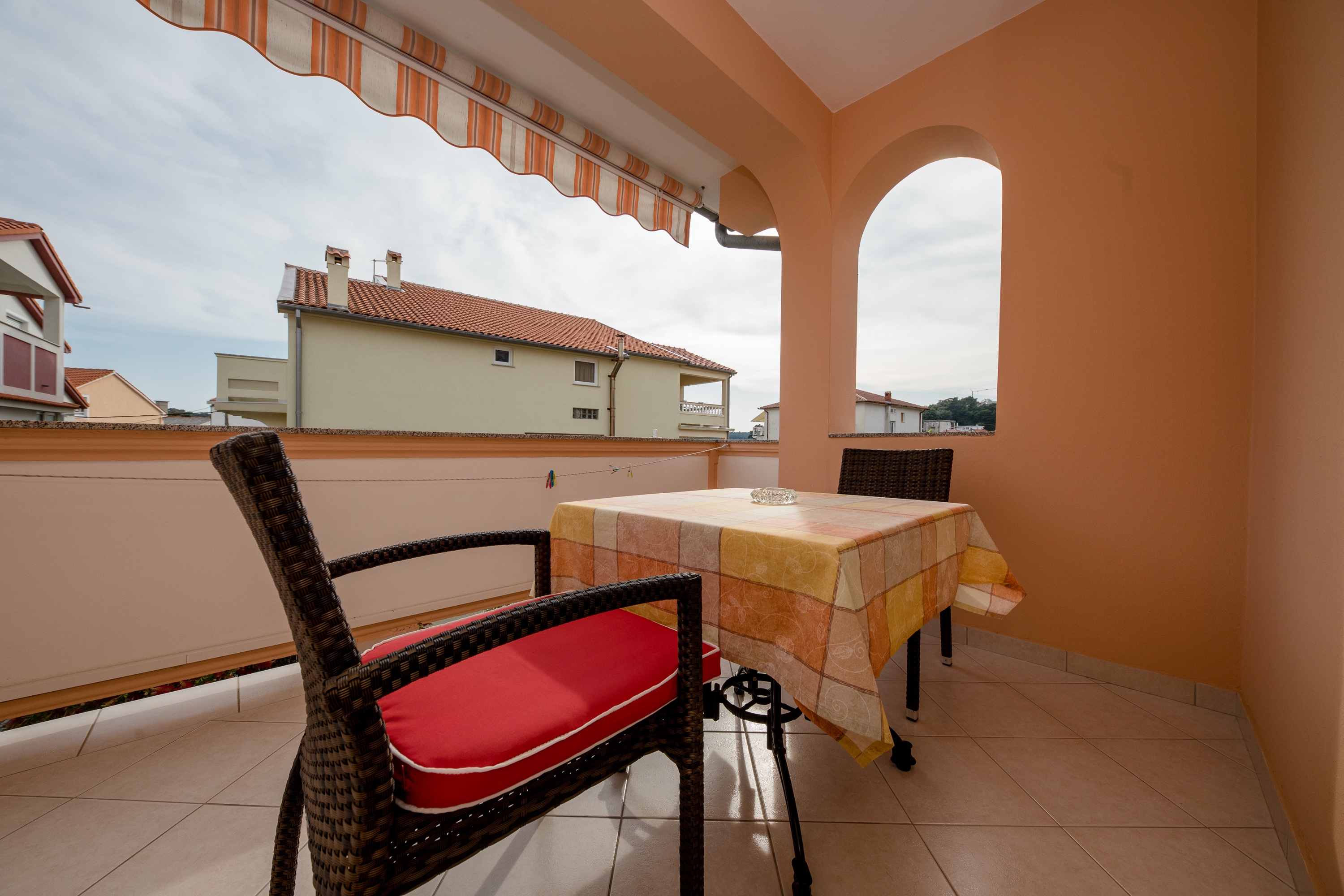 One bedroom apartment with terrace Palit, Rab (A-4970-d) One bedroom apartment with terrace Palit, Rab (A-4970-d)