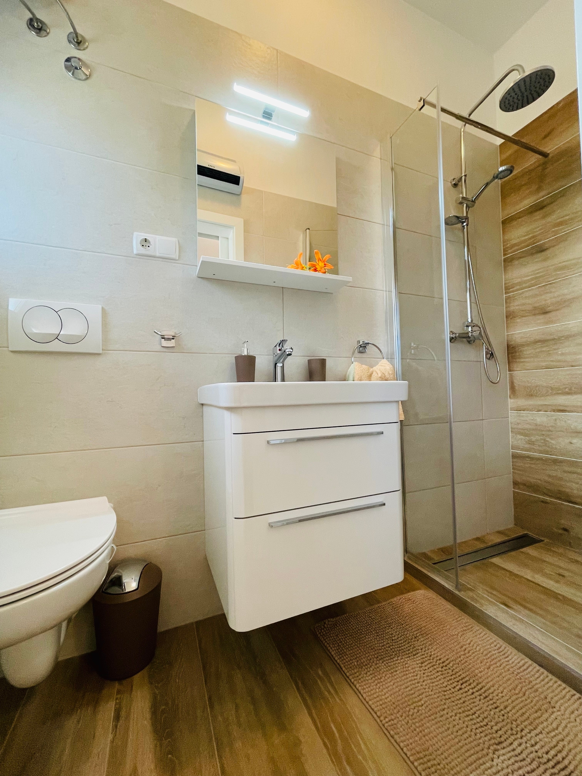 Top Rab Palit Top Rab Palit