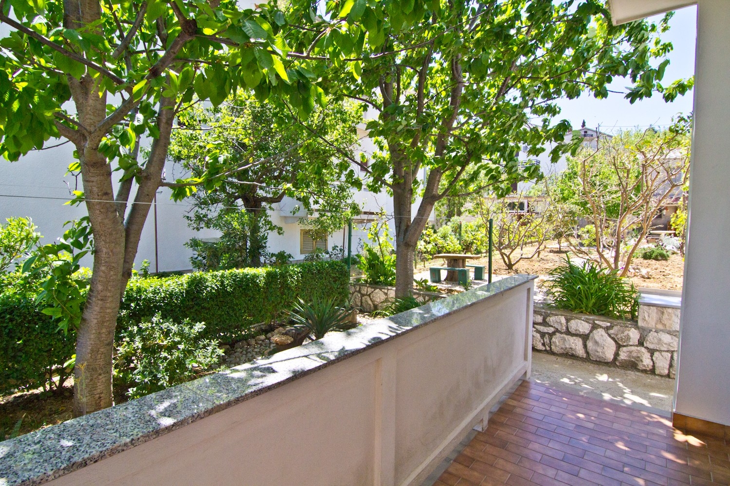 One bedroom apartment with terrace Palit, Rab  A-b