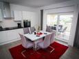 Jídelna Palit, Jídelna v ubytování typu apartment, WiFi.