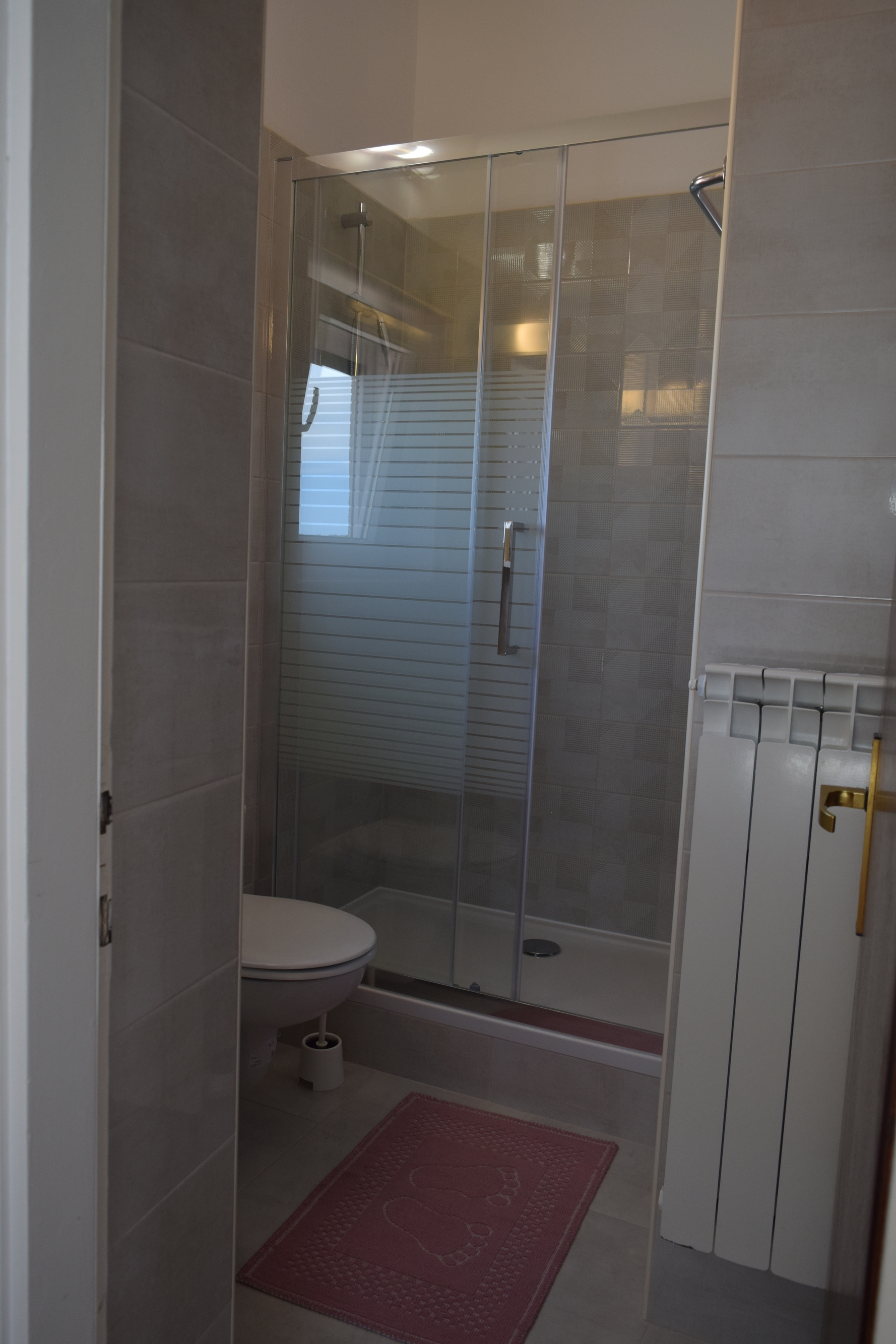 Three bedroom apartment near beach Barbat, Rab  A-a