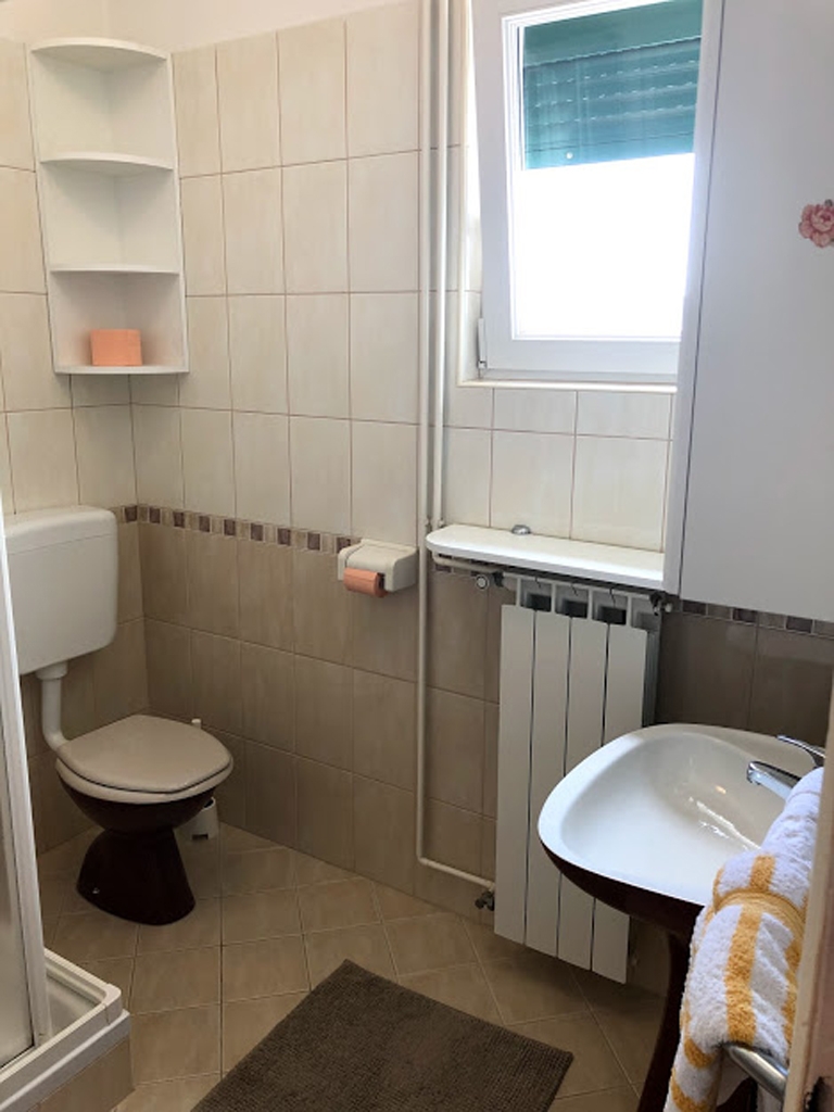 Top Rab Barbat Top Rab Barbat