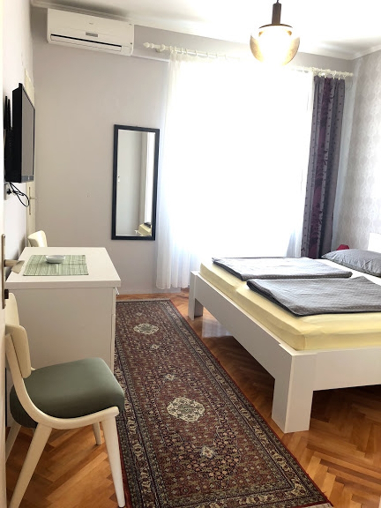 Room near beach Barbat (Rab) (S-4973-e)