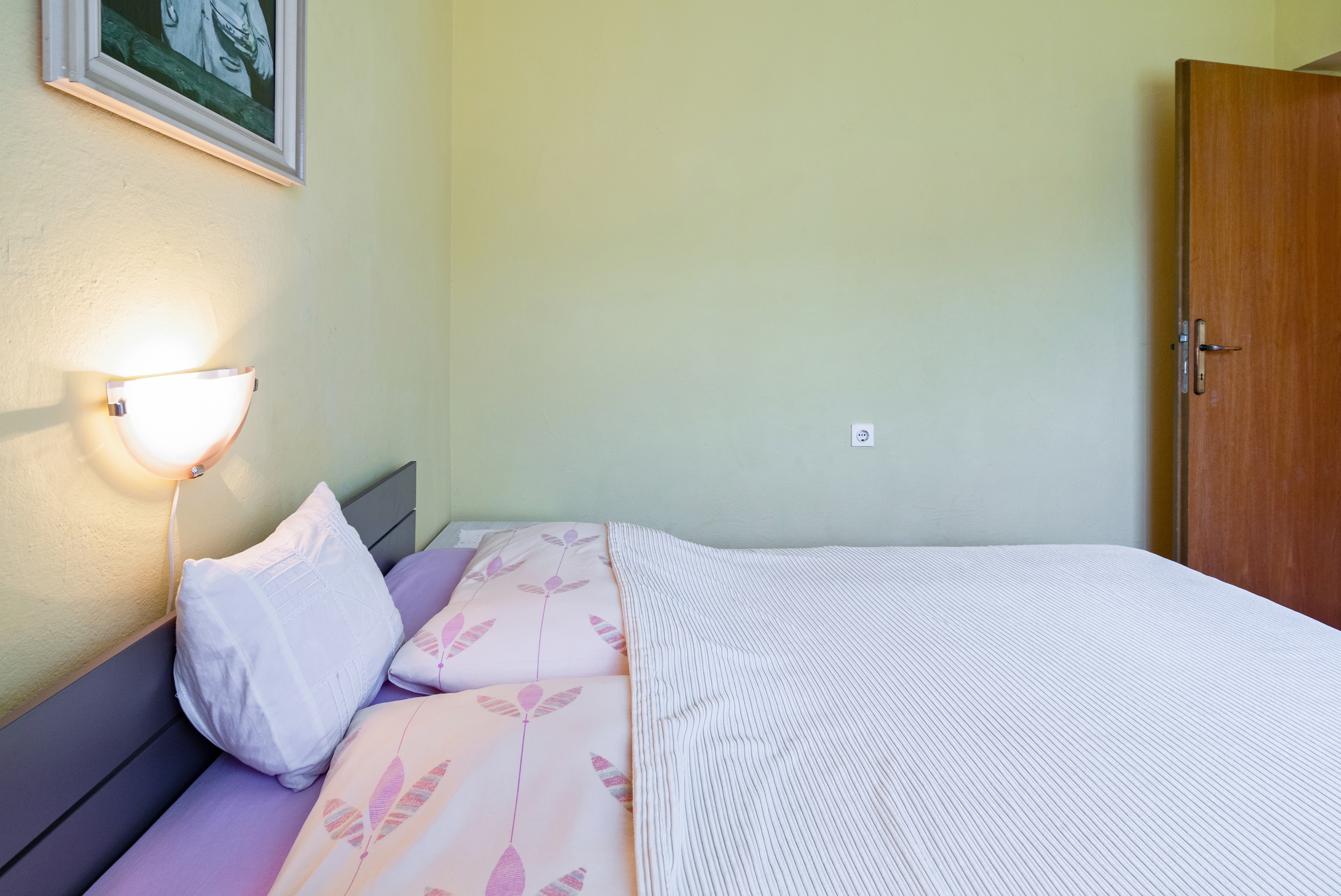 Two bedroom apartment with terrace Barbat, Rab  A-a