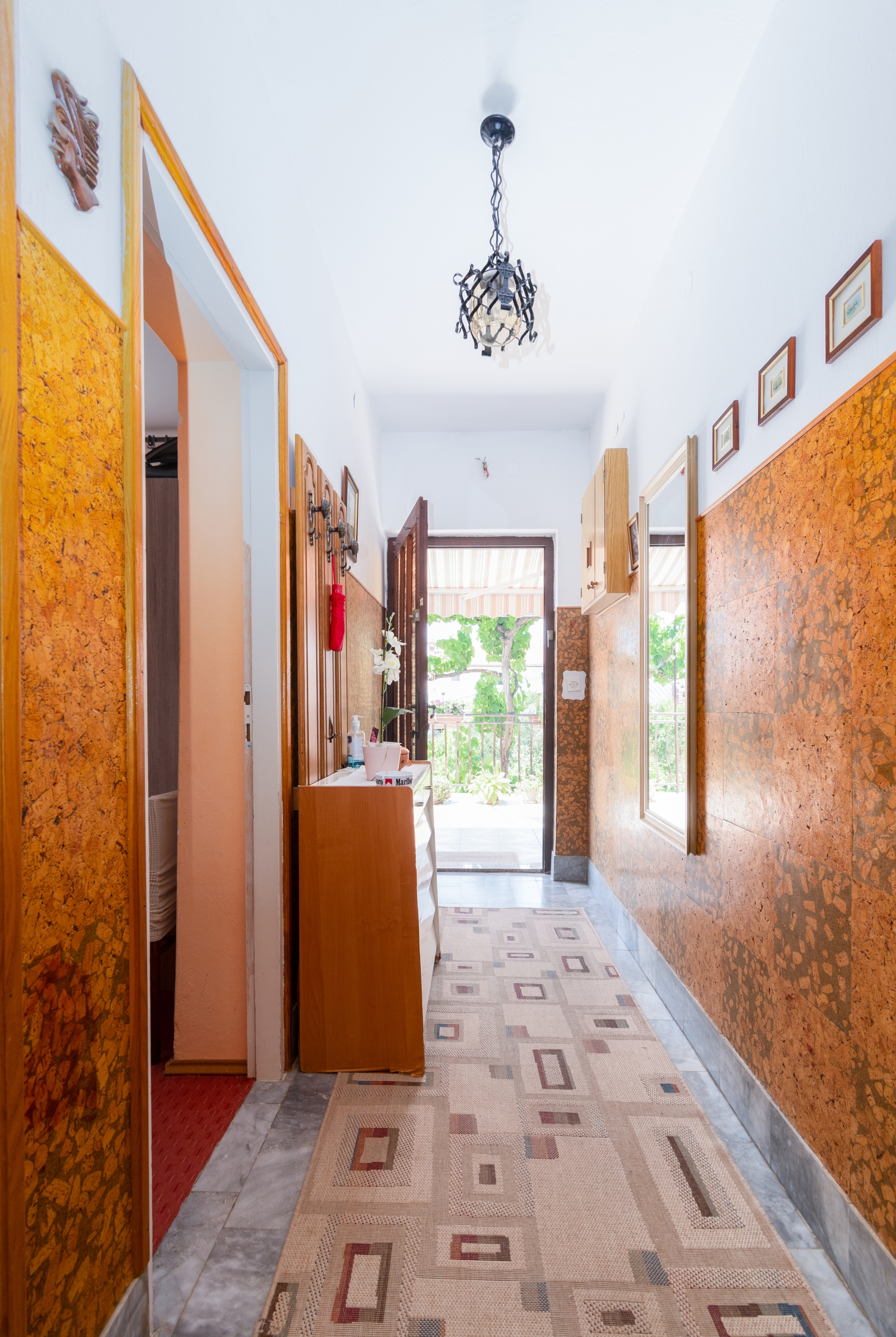 Two bedroom apartment with terrace Barbat, Rab  A-a