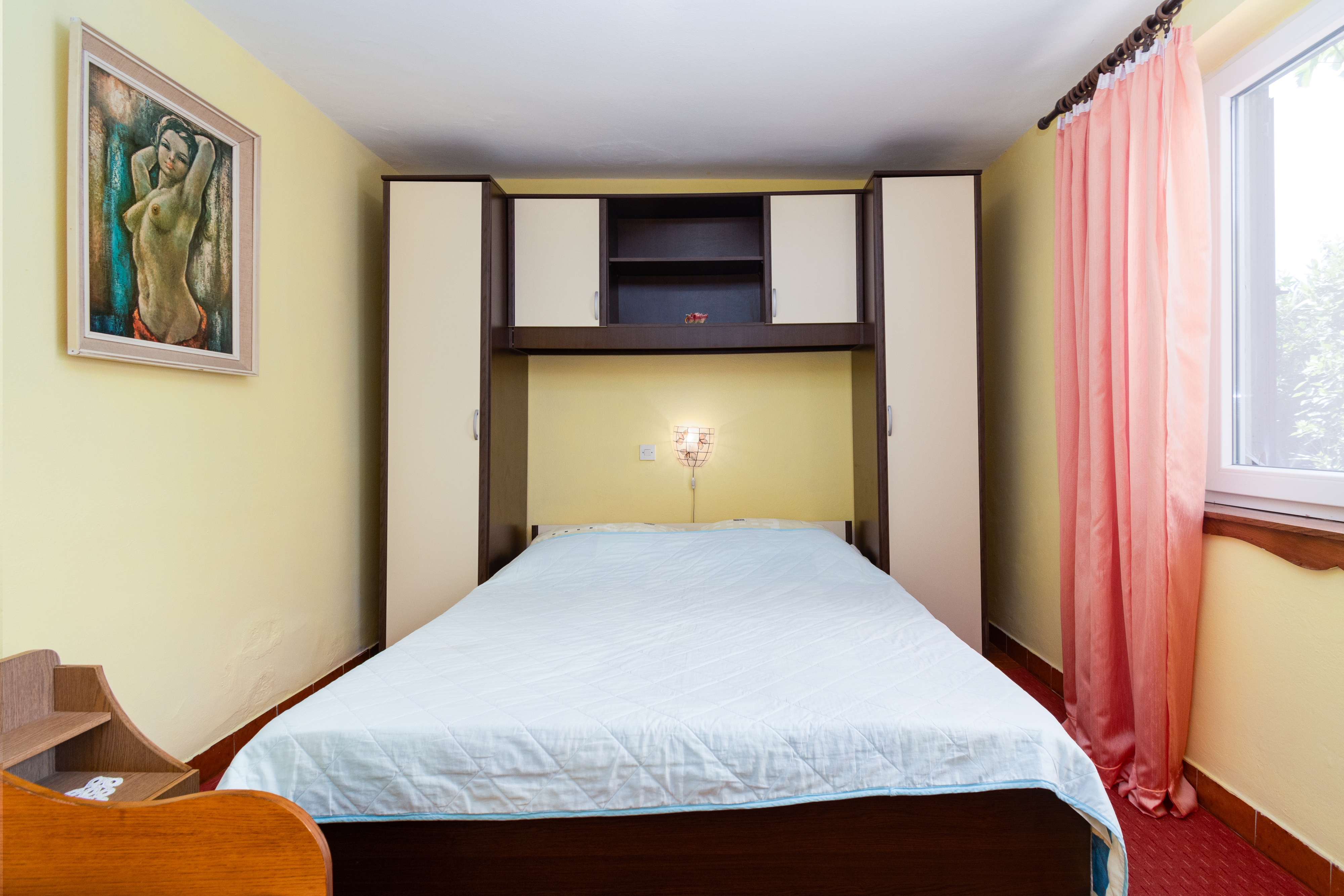One bedroom apartment with terrace Barbat, Rab  A-b