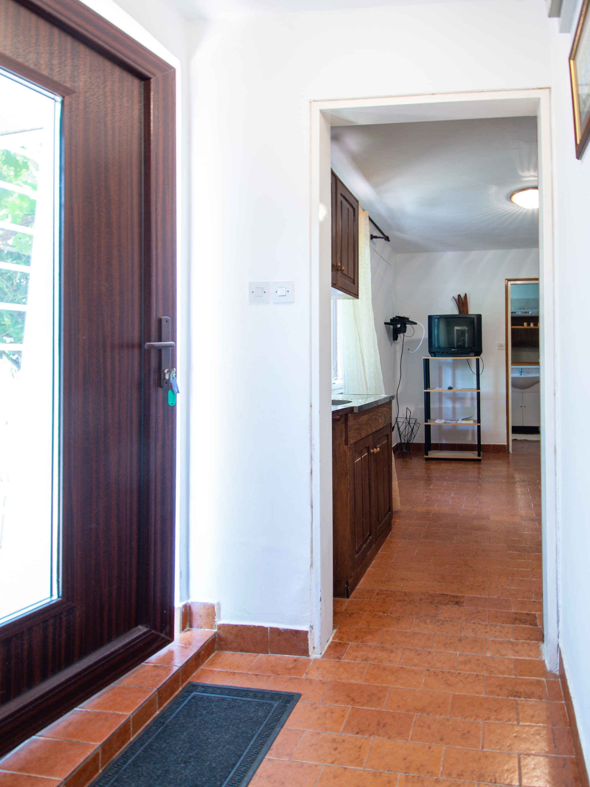 One bedroom apartment with terrace Barbat, Rab  A-b