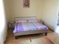 Ložnice Barbat, Ložnice v ubytování typu apartment, s klimatizací, domácí mazlíčci povoleni a WiFi.