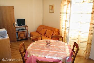 Dining room Barbat, Dining room in the apartment, WIFI.