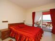 Bedroom Barbat, Bedroom in the studio-apartment, WiFi.