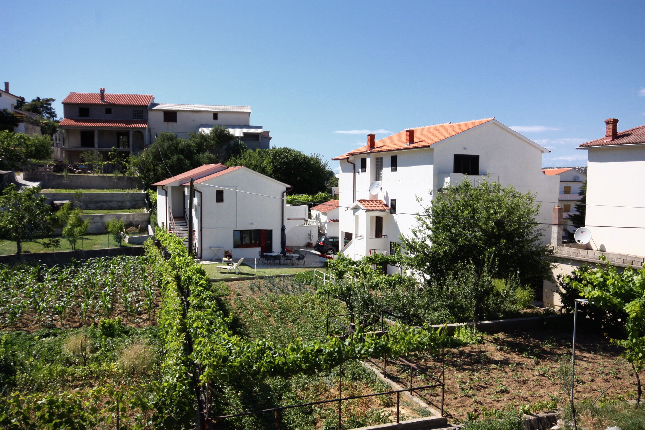 Two bedroom apartment with terrace and sea view Supetarska Draga - Donja, Rab  A-a