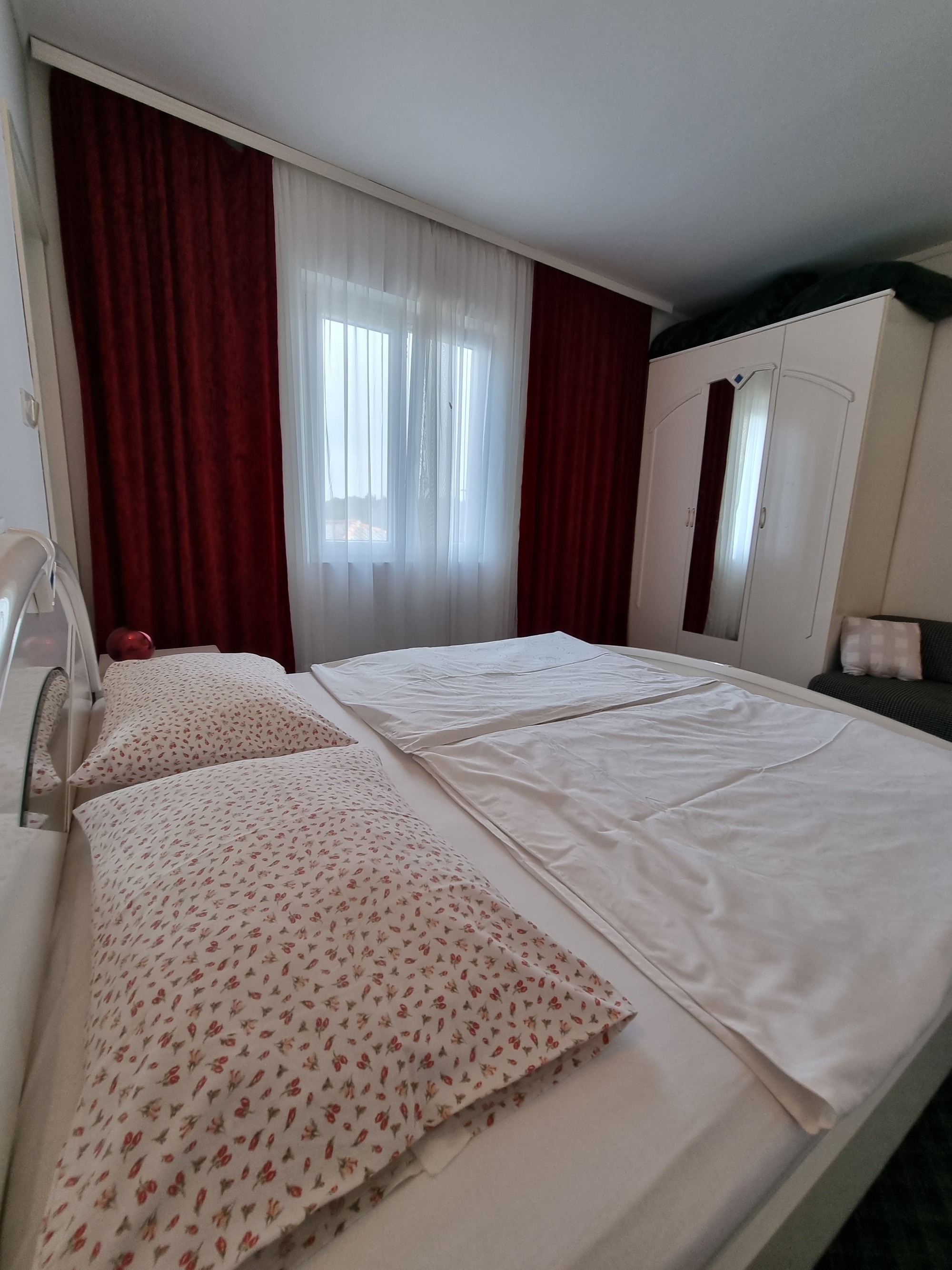 One bedroom apartment with balcony and sea view Palit, Rab  A-a