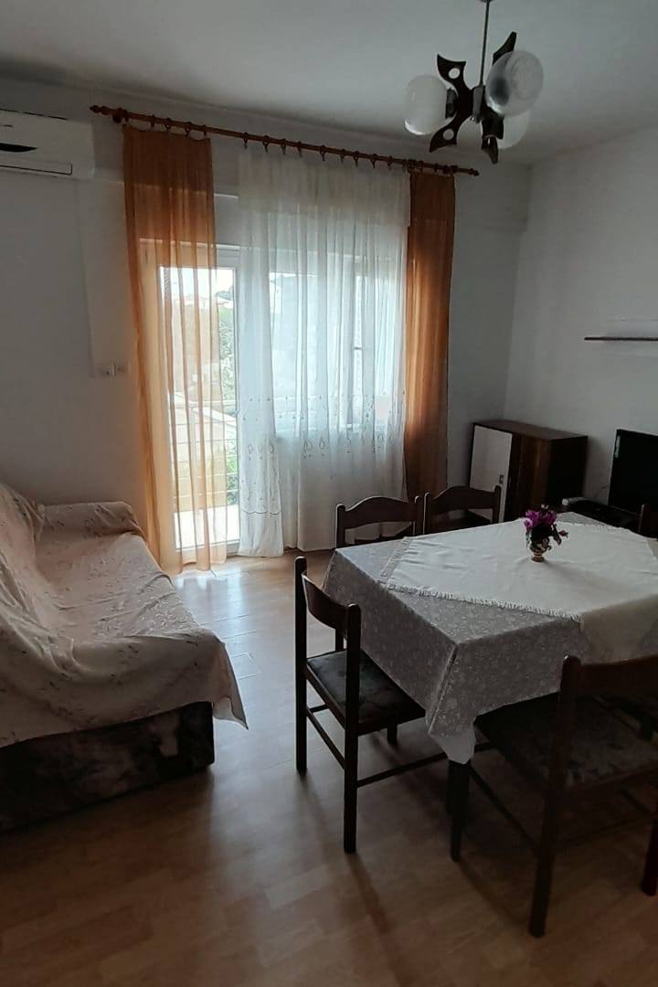 Two bedroom apartment with terrace and sea view Kampor, Rab (A-4984-a)