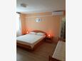 Ložnice Kampor, Ložnice v ubytování typu apartment, s klimatizací a WiFi.